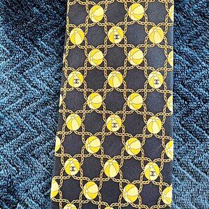 VERY RARE EXCLUSIVE CHANEL TIE